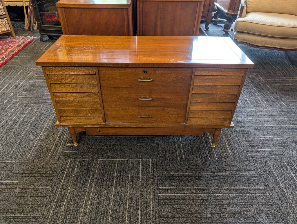 Mid Century Lane Cedar Chest