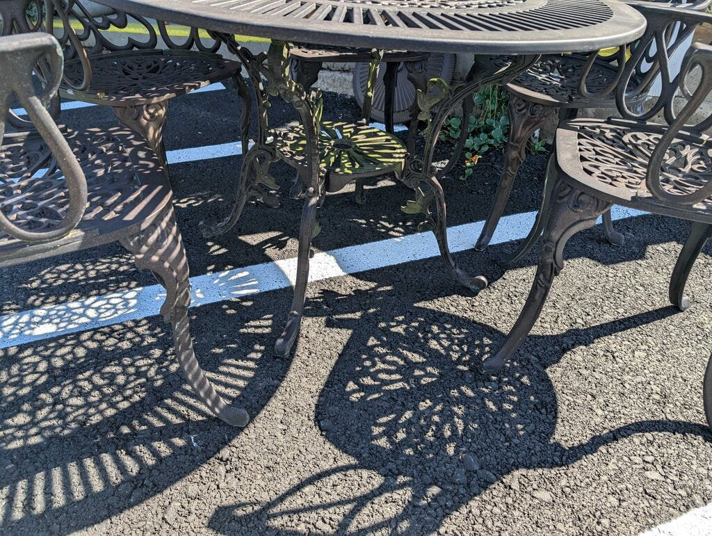 Beka Casting Aluminum Patio Table With Chairs