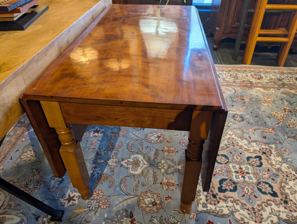 New York Sheraton Drop Leaf Table