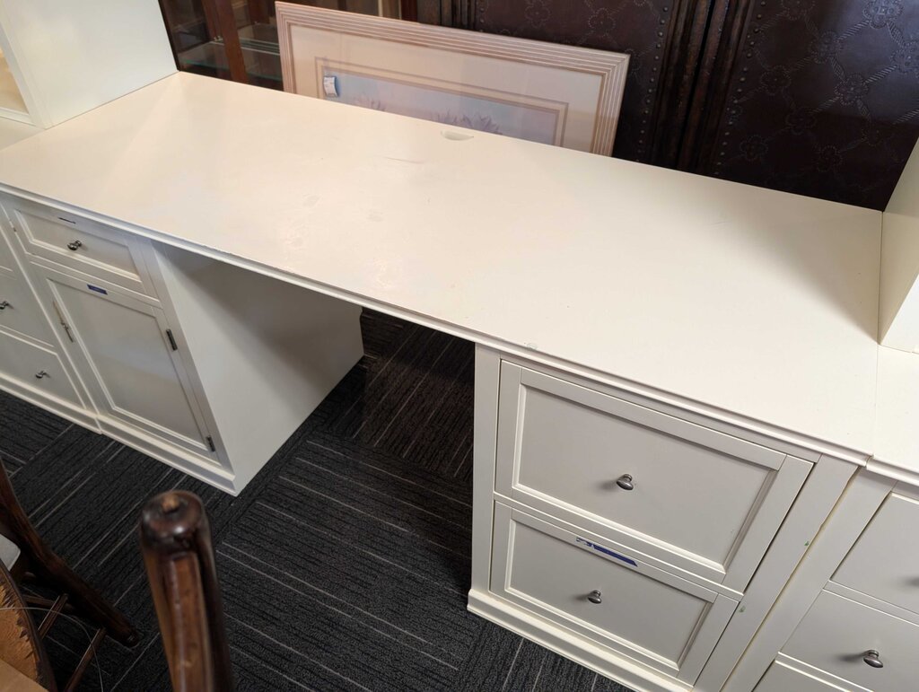 Pottery Barn Logan Desk With Bridge