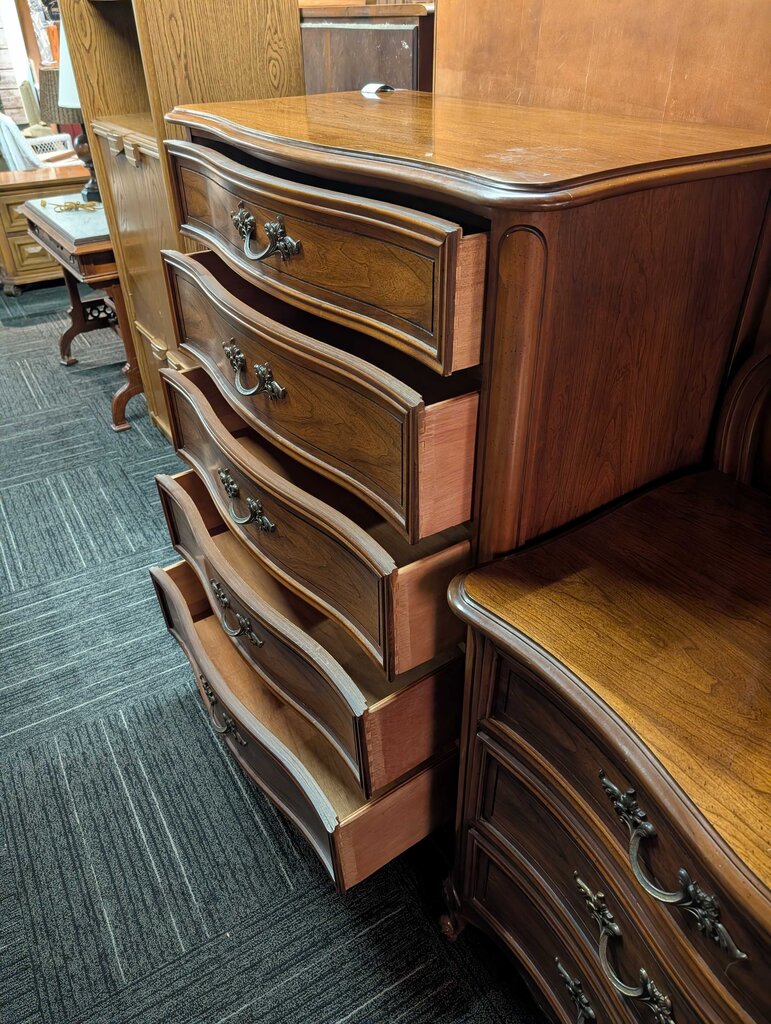 French Chest Of Drawers