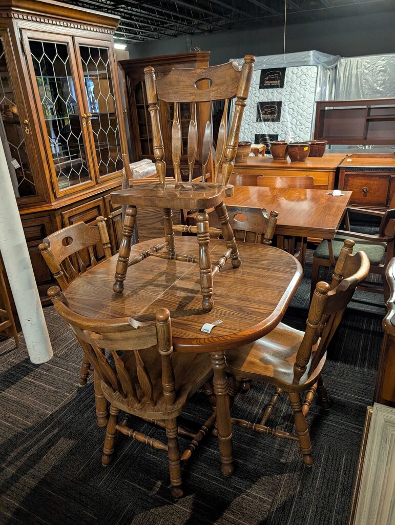 Vintage Table With Five Chairs