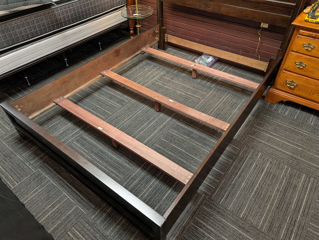 Modern Queen Size Bed