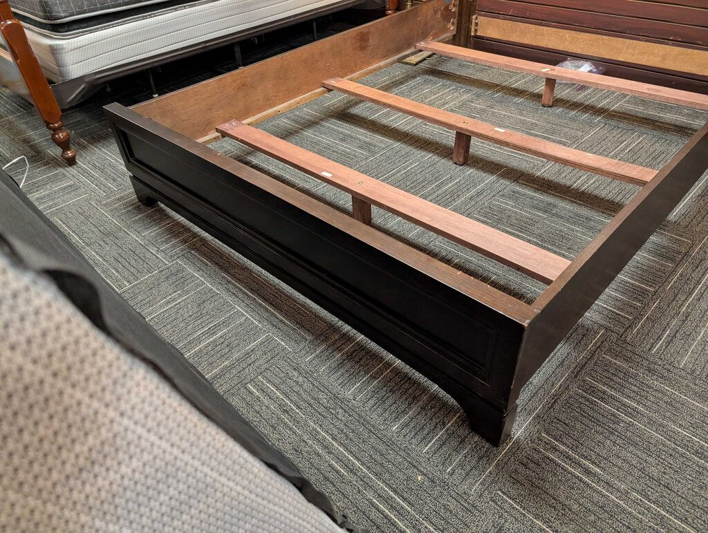 Modern Queen Size Bed