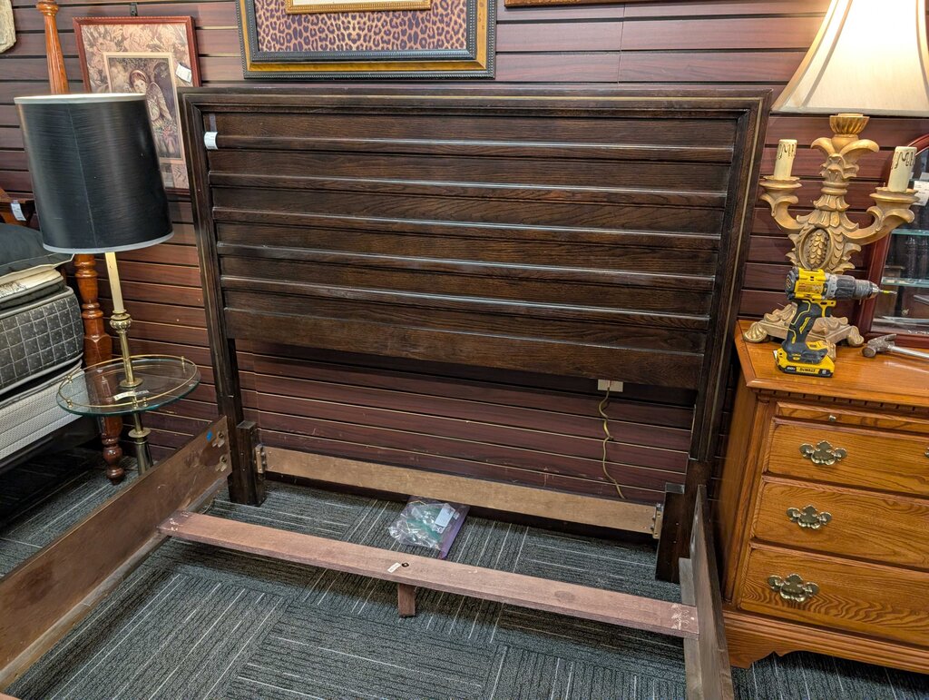 Modern Queen Size Bed