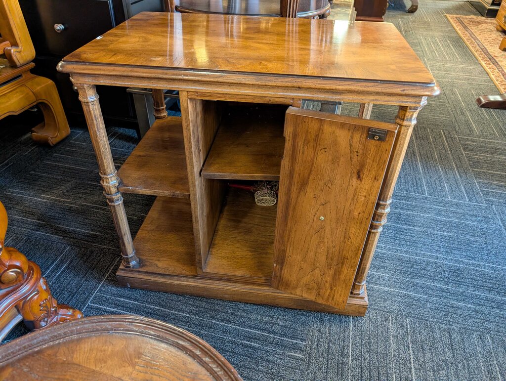 Vintage Entry Stand