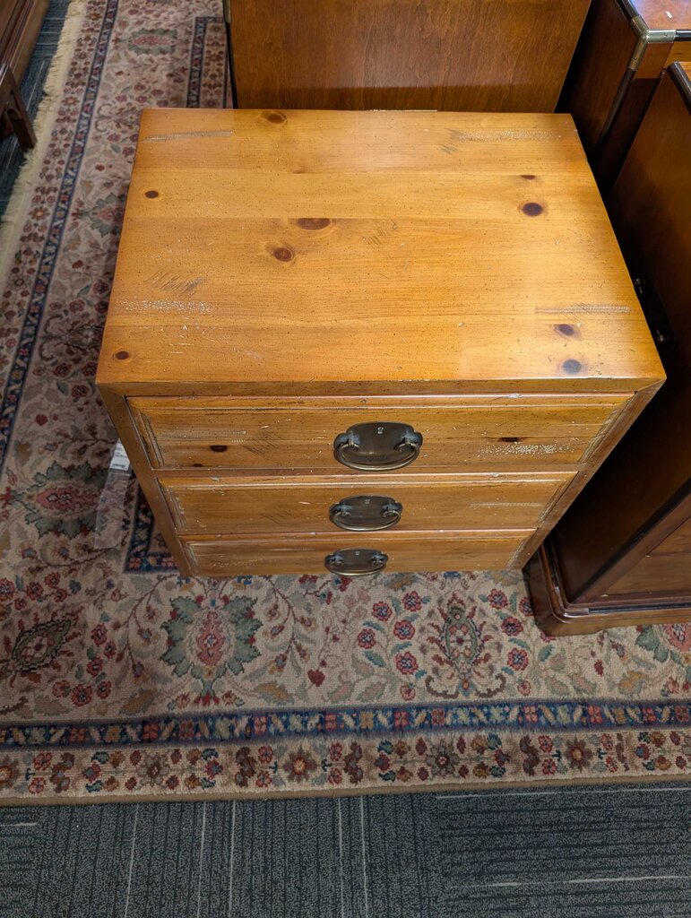Henredon Knotty Pine Nightstand