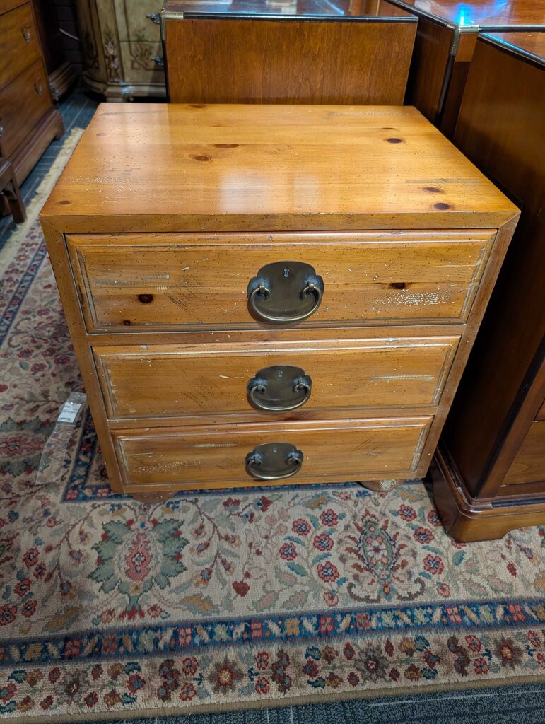 Henredon Knotty Pine Nightstand