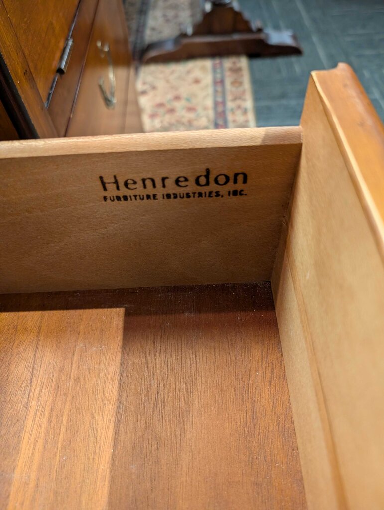 Henredon Knotty Pine Nightstand