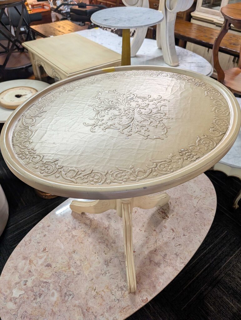 Pedestal Table