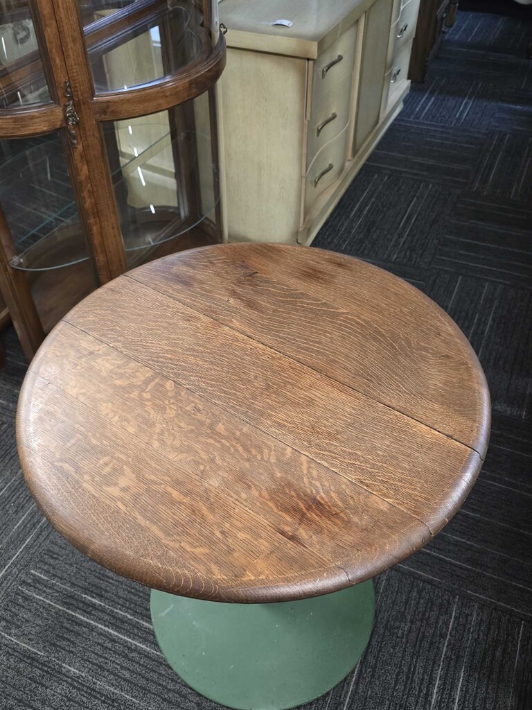 Oak Pedestal Table