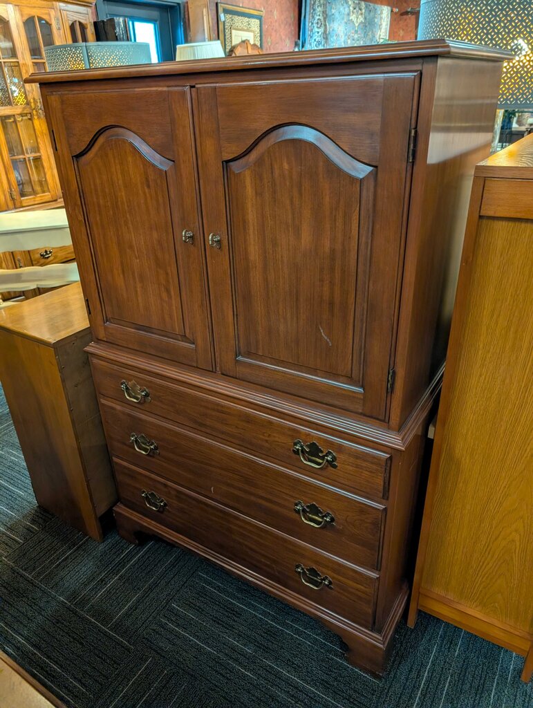 Henkel Harris Cherry Clothing Press