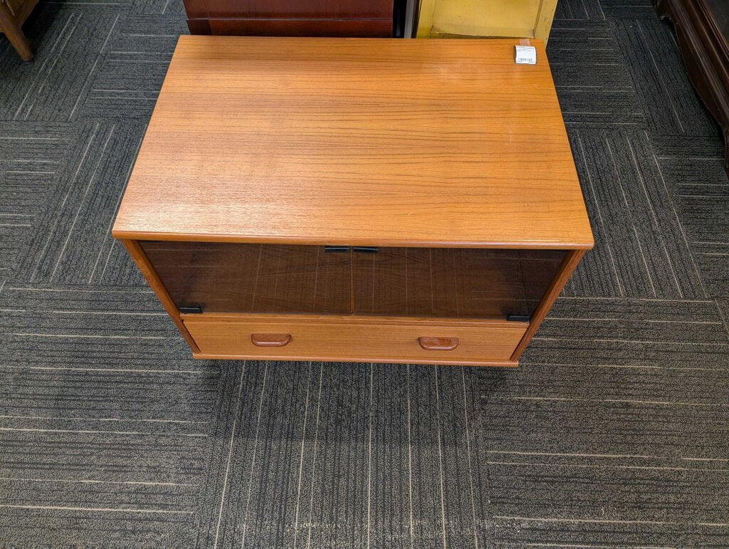 Teak Veneer Media Stand