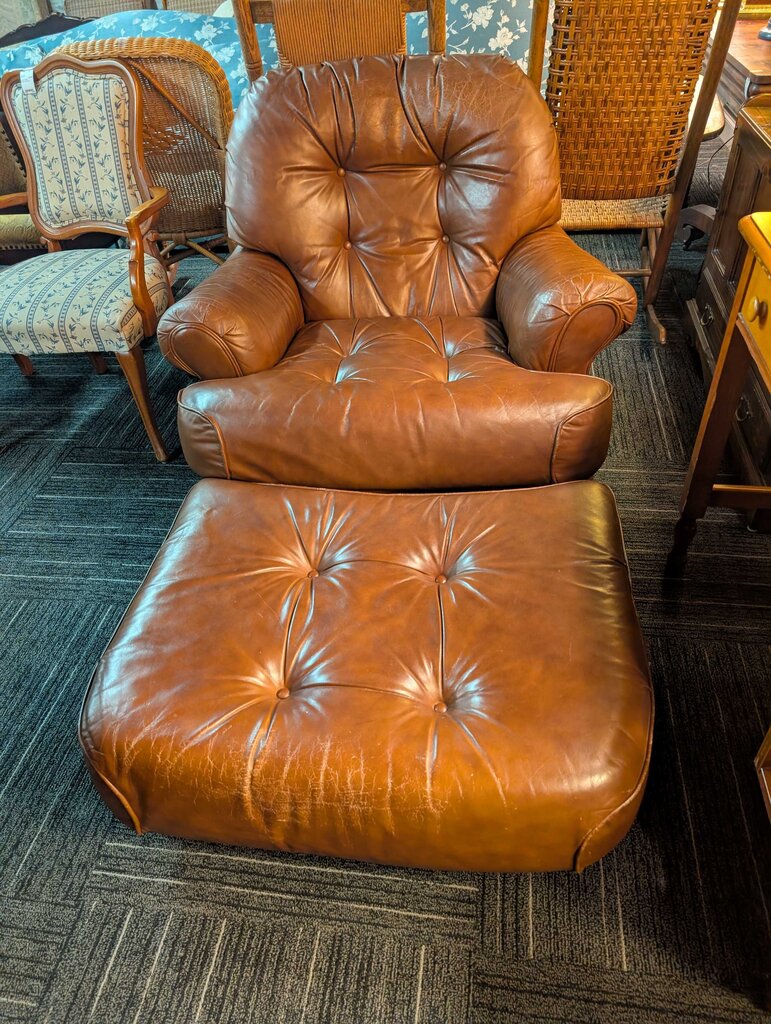 Vintage Leather Chair With Ottoman