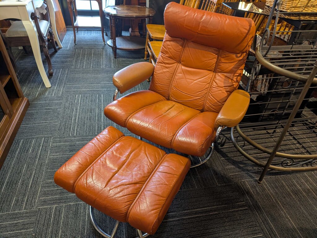 Vintage Ekornes Stressless Leather Recliner with Ottoman