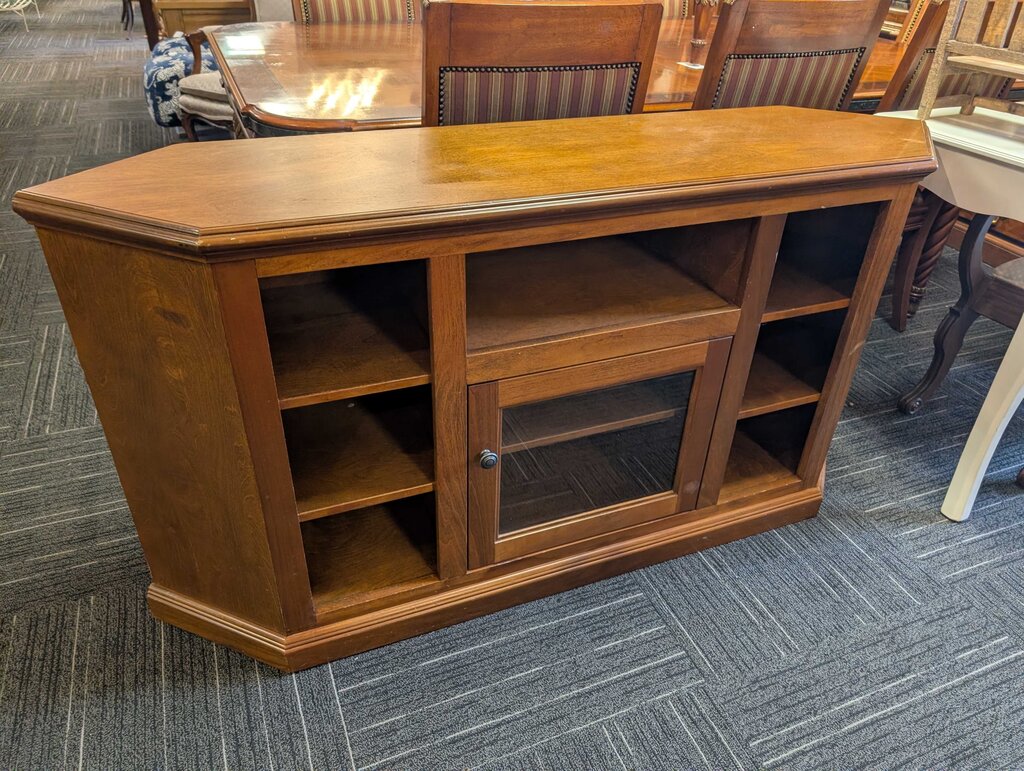Traditional Oak Corner TV Stand