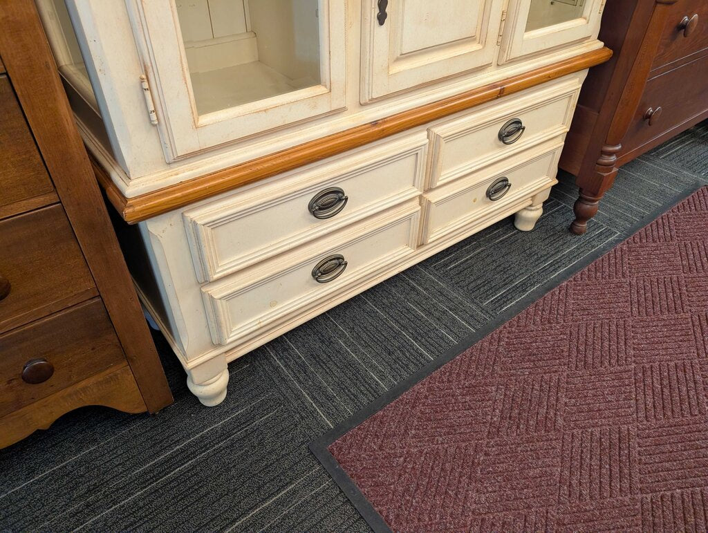 Country Style Display Cabinet