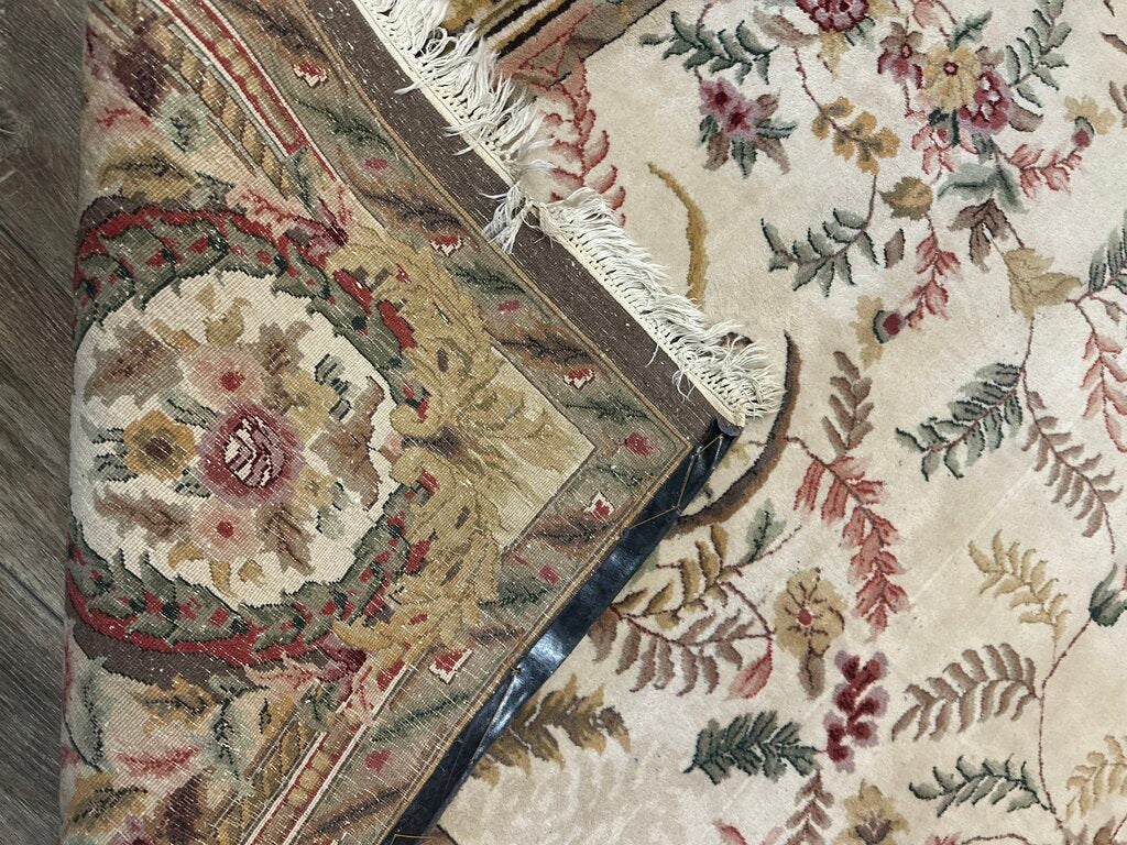 Large Traditional Persian-Style Floral Area Rug (12' 4" Long, 8' 9" Wide)