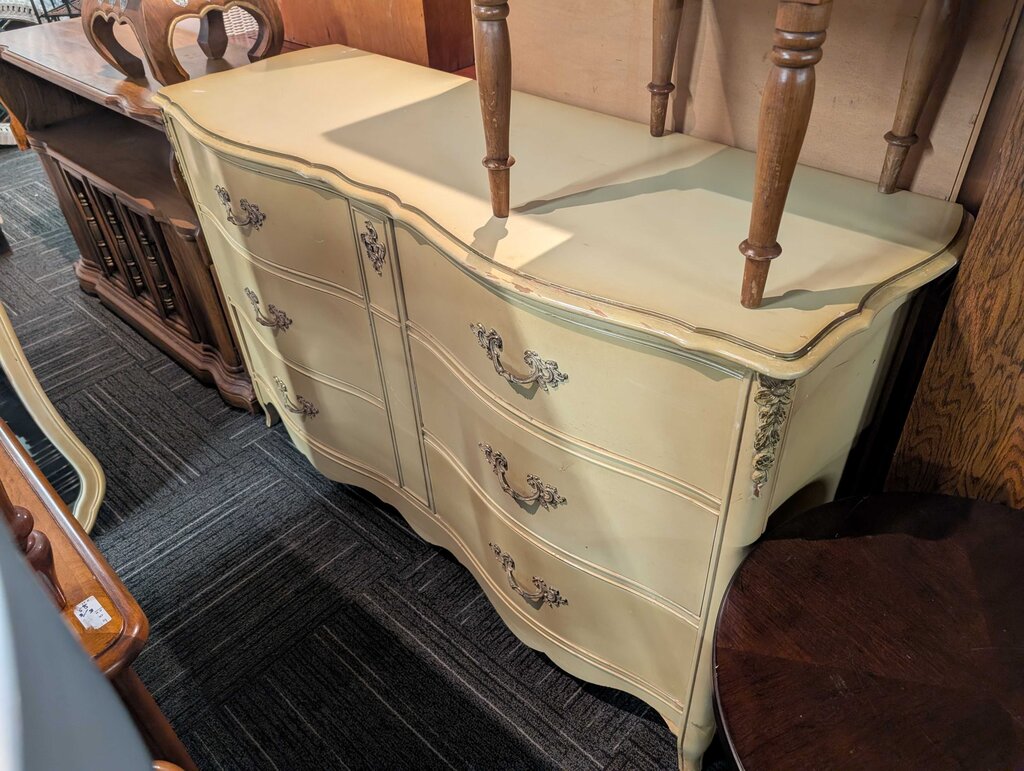 Vintage French Provincial Dresser