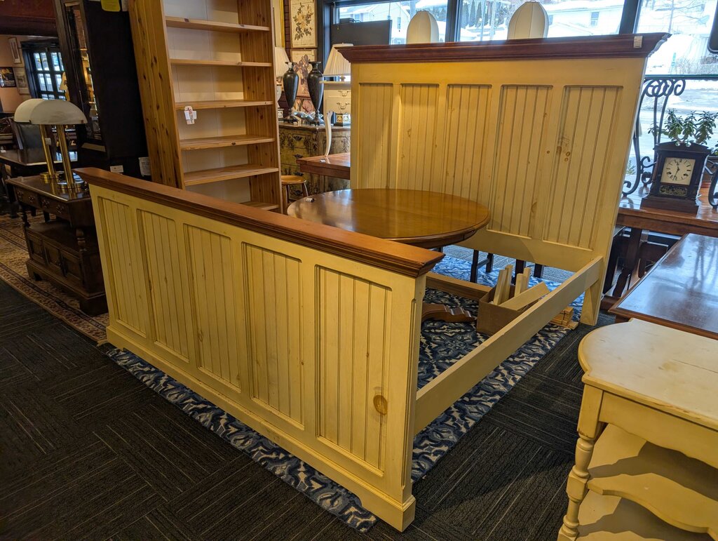 Country Style King Size Bed