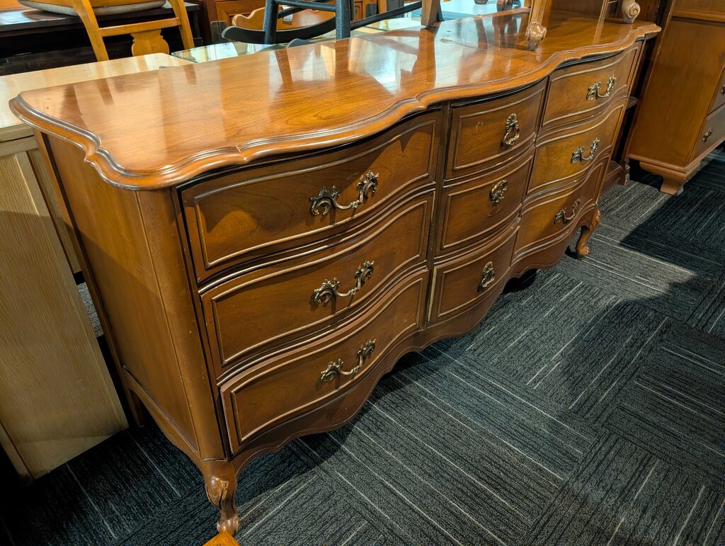 French Dresser