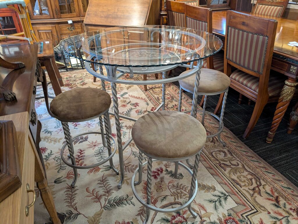 Counter Height Table With Three Stools