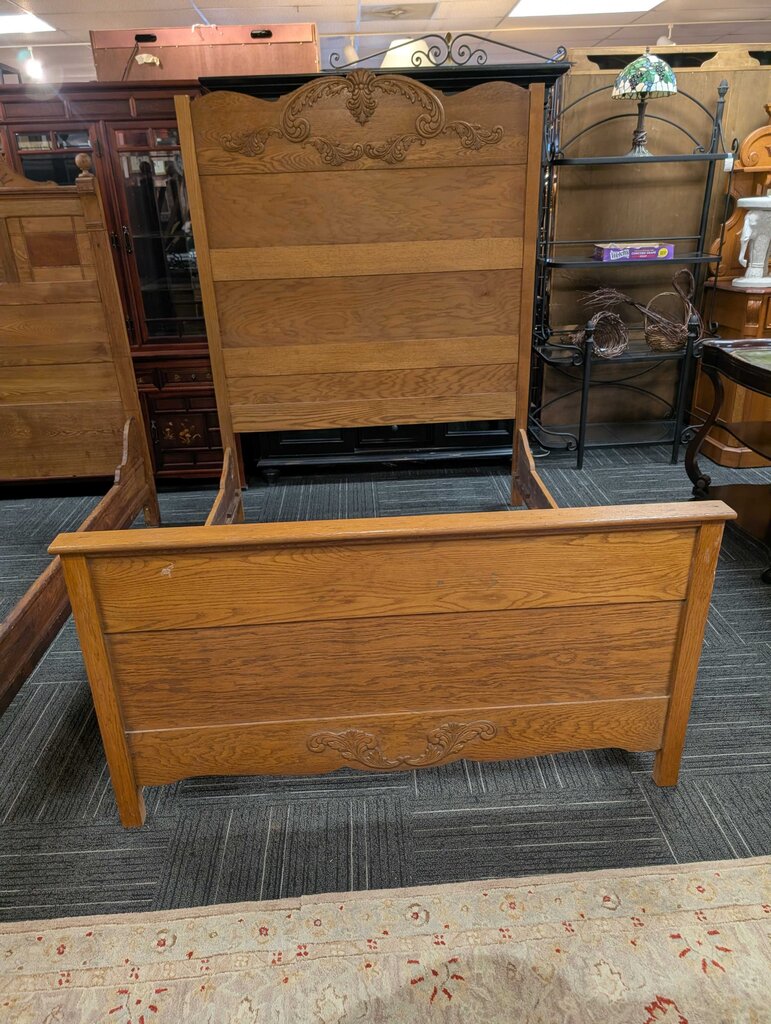 Antique Oak Full Size Bed