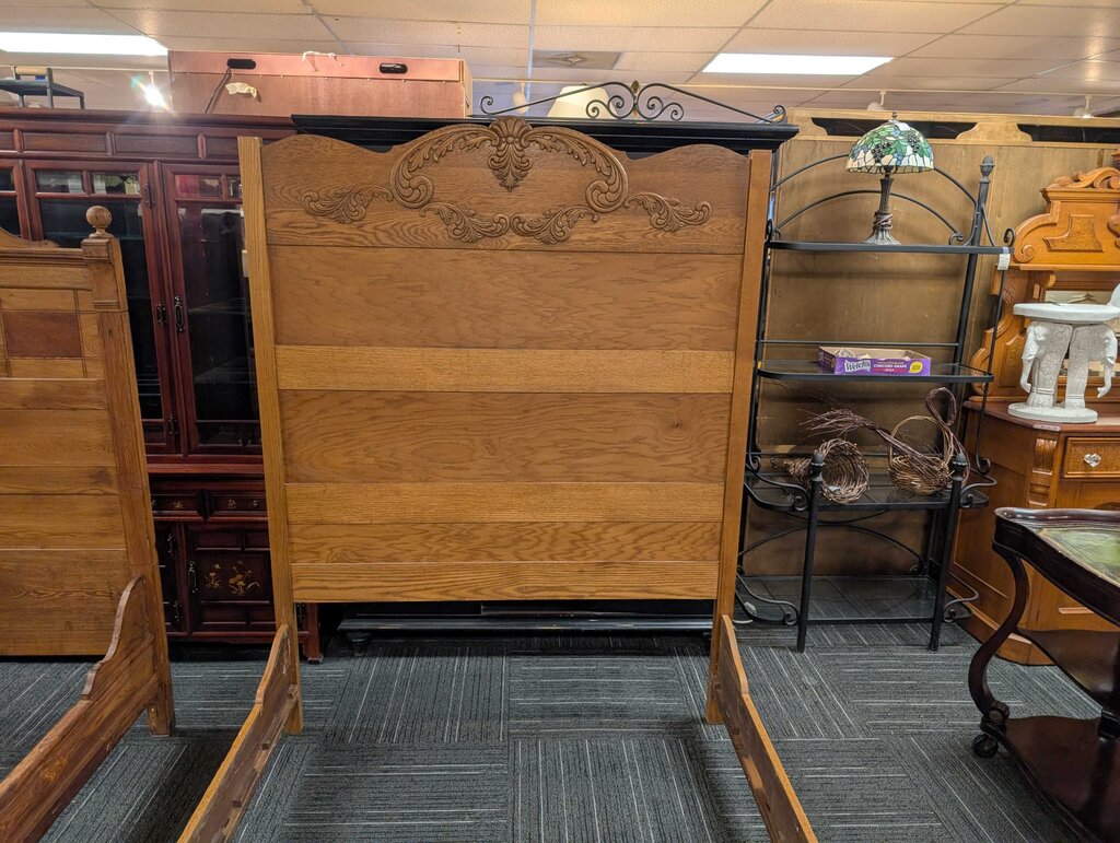 Antique Oak Full Size Bed
