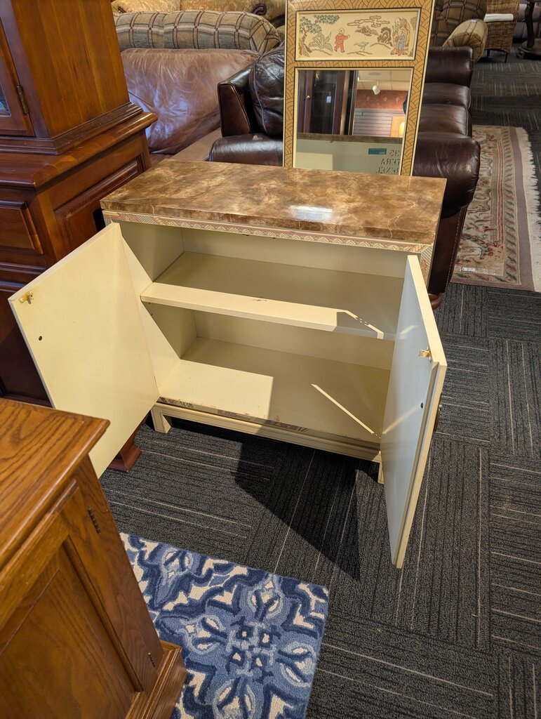 Entry Stand With Mirror By Drexel