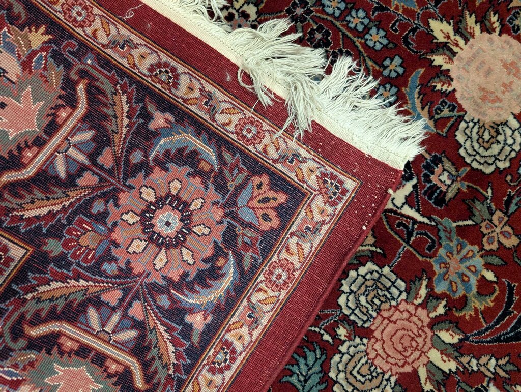 Hand Woven Signed Wool Area Rug 5'10''x9'3''