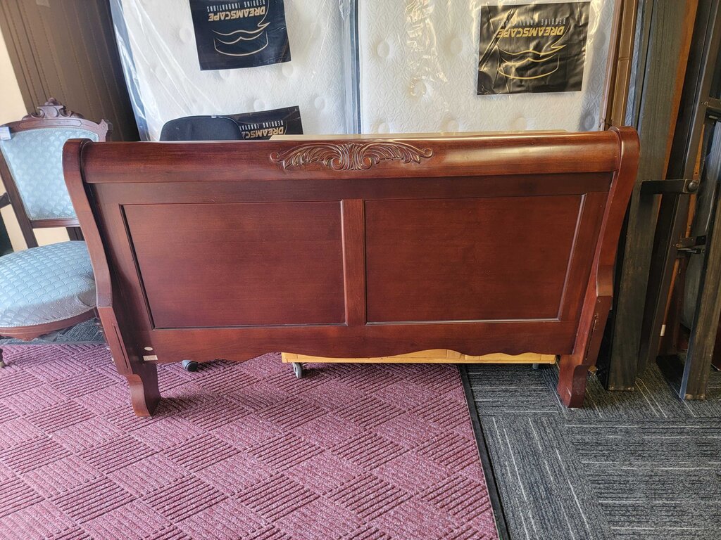 Queen Size Sleigh Bed