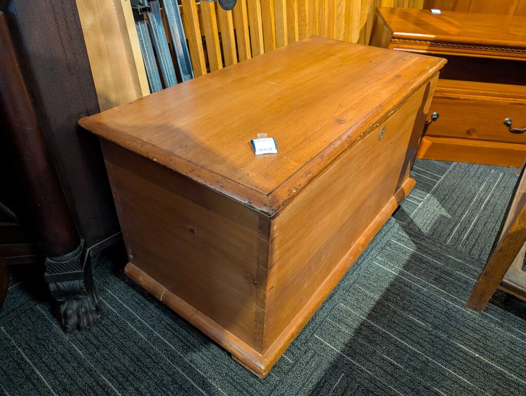Mid 19th Century Dovetailed Tool Chest