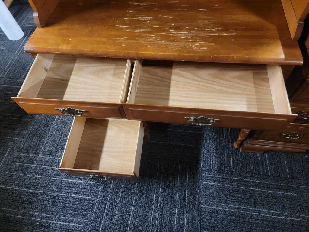 Maple Desk With Bookshelf Top