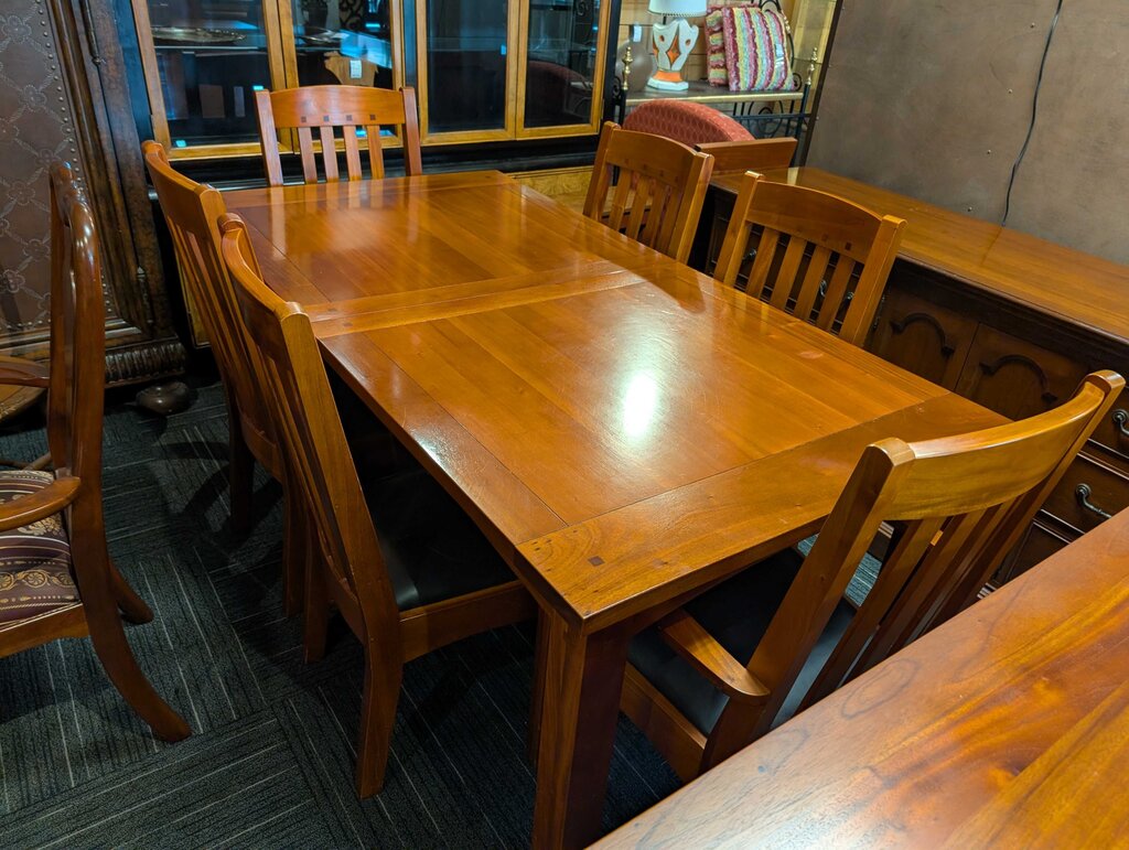 Country Style Table With Six Chairs