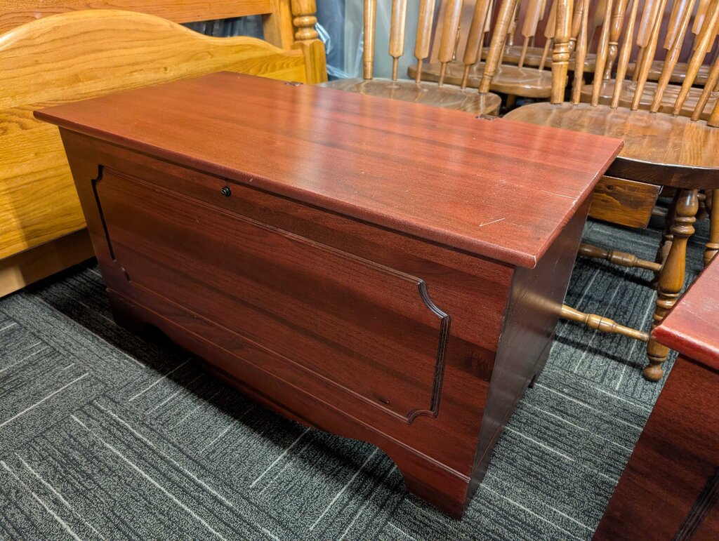 Cherry Finish Cedar Blanket Chest