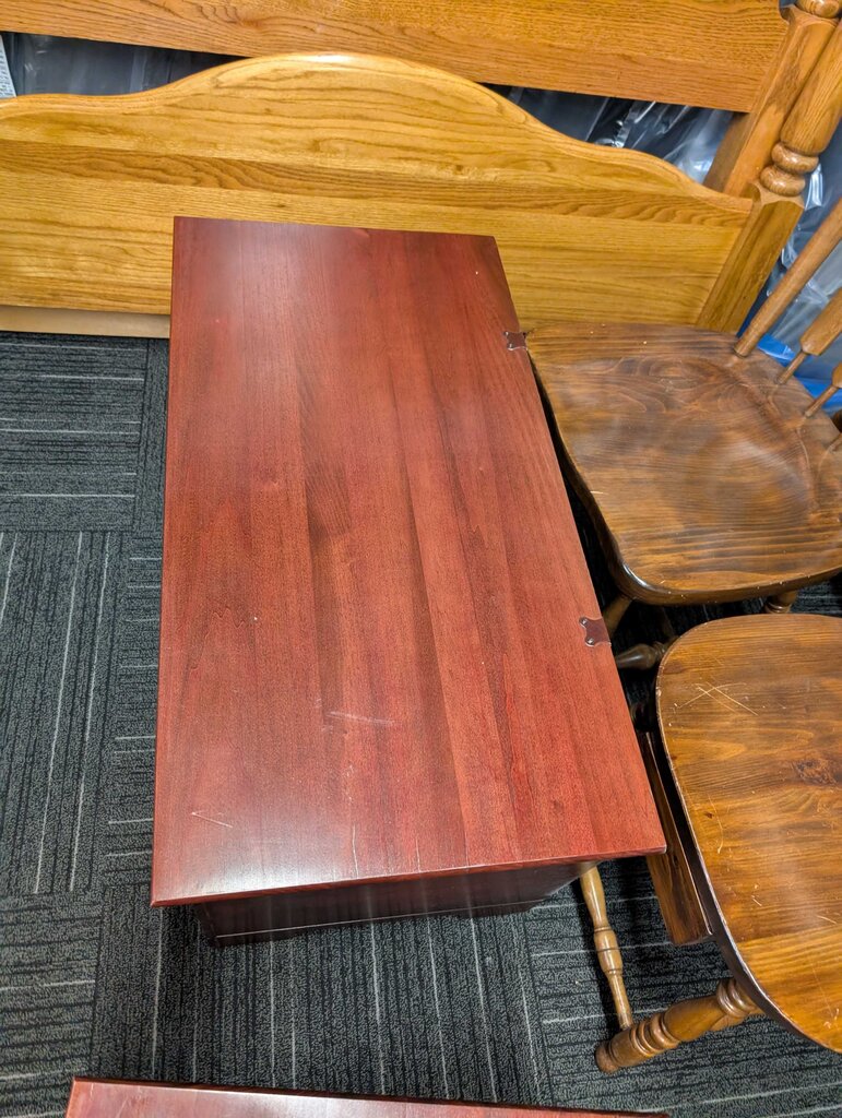 Cherry Finish Cedar Blanket Chest