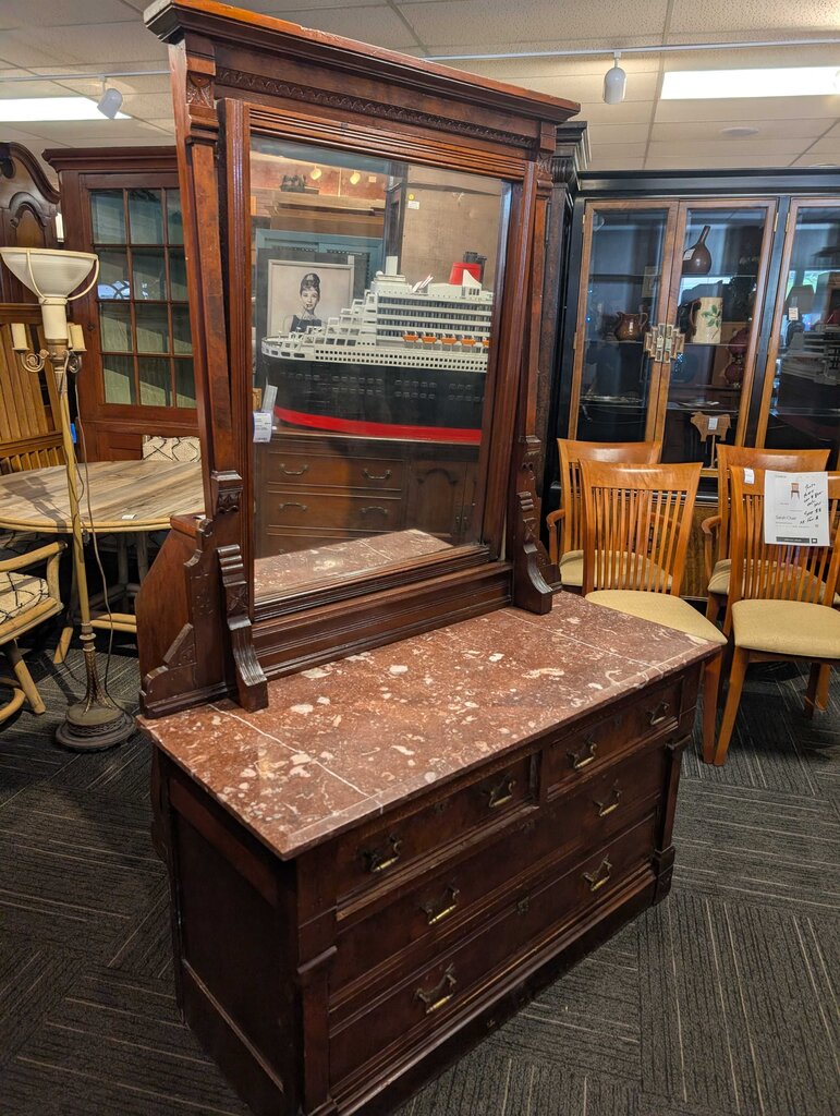 Antique Victorian Dresser With Mirror