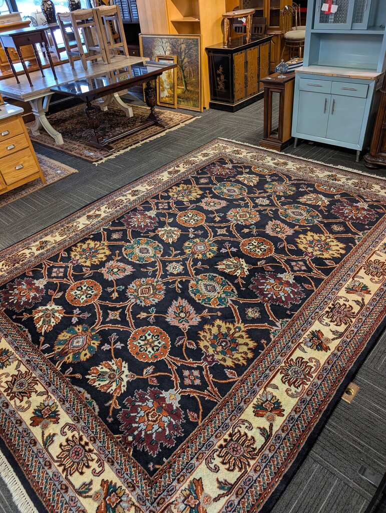 Hand Woven Area Rug (9ft 1" x 12 ft)