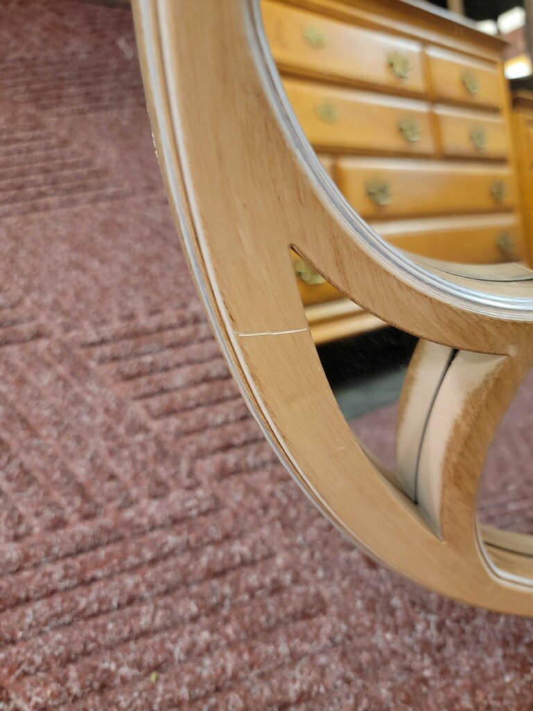 Decorative Qautrefoil Mirror