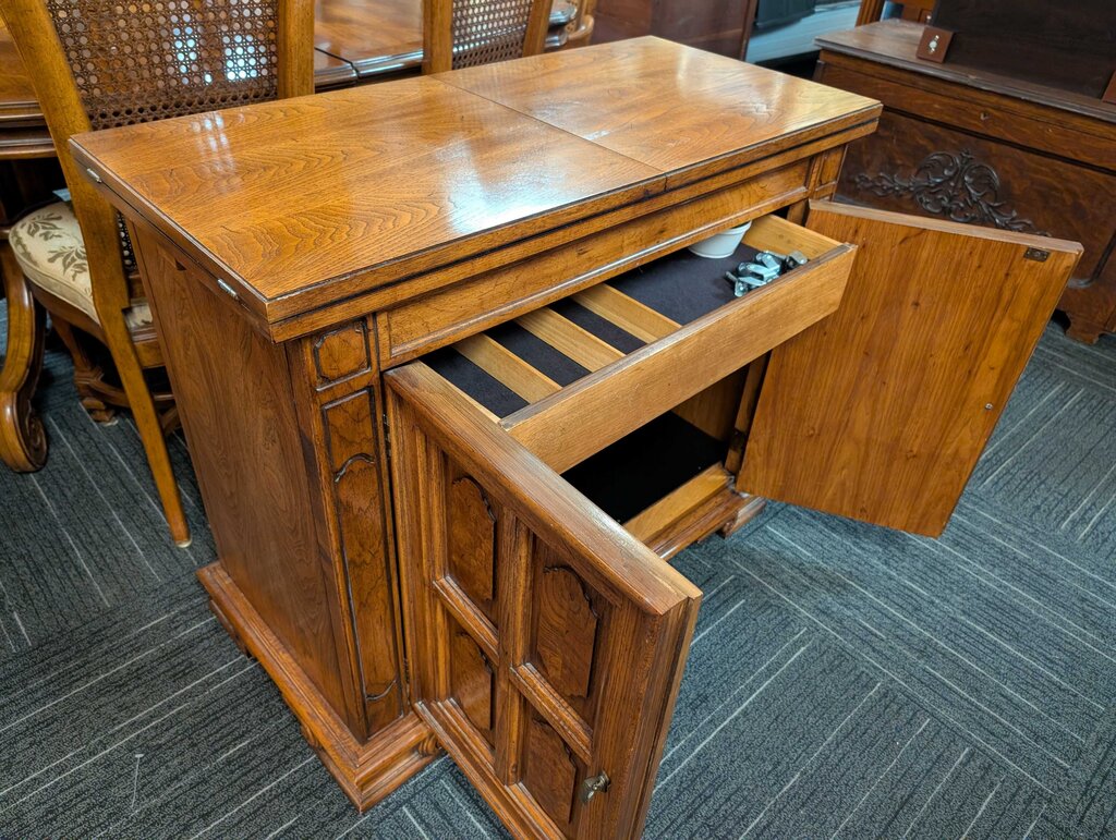Thomasville Server
