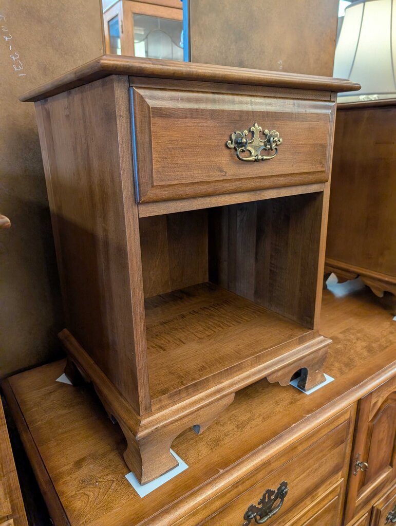 Pair of Maple Nightstands by Moosehead Maple