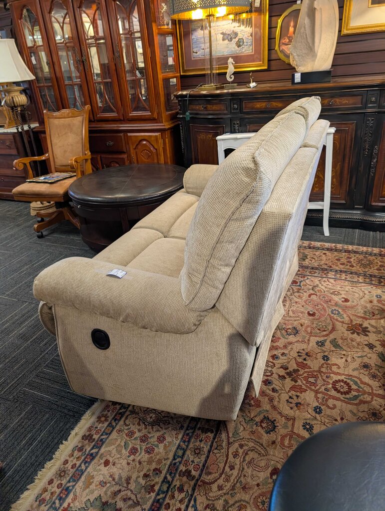 Double Reclining Loveseat by La-Z-Boy