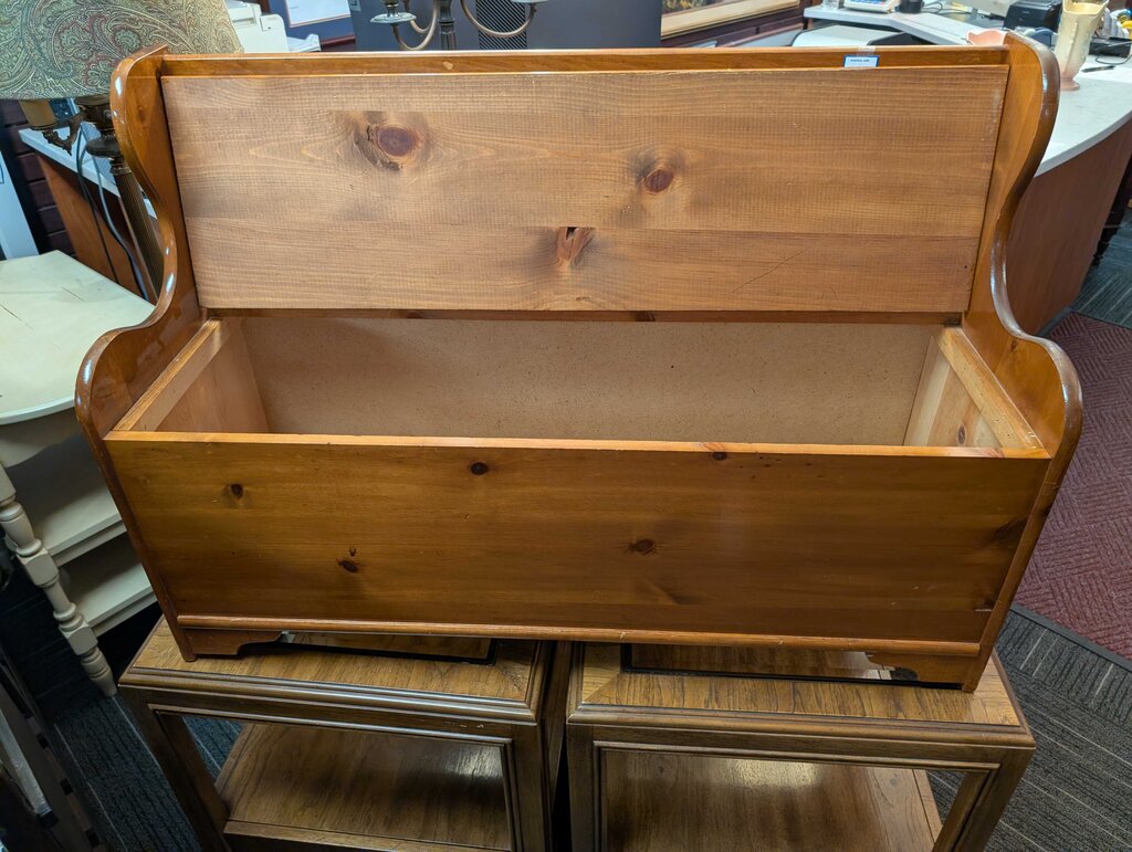Pine Bench with Lift Top Storage