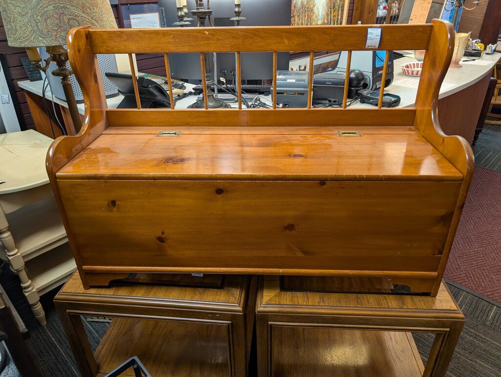 Pine Bench with Lift Top Storage