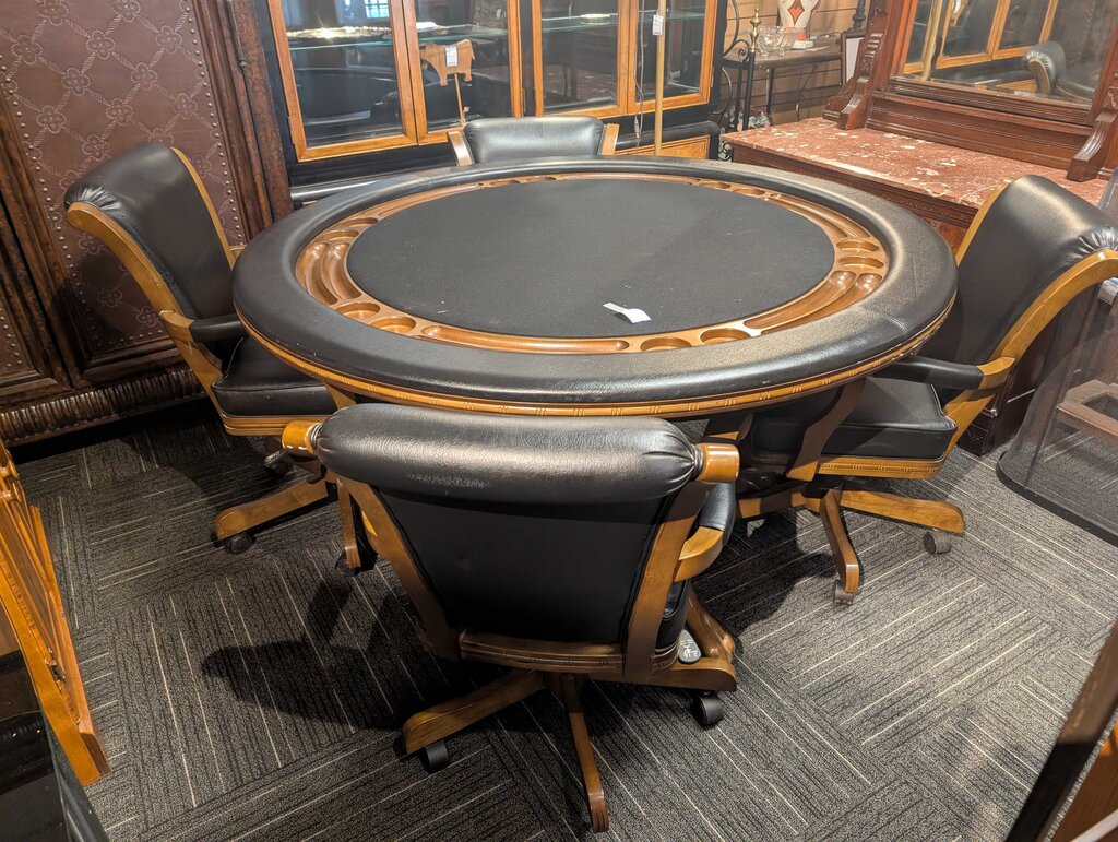Round Claw Foot Poker / Game Table w / Four Chairs