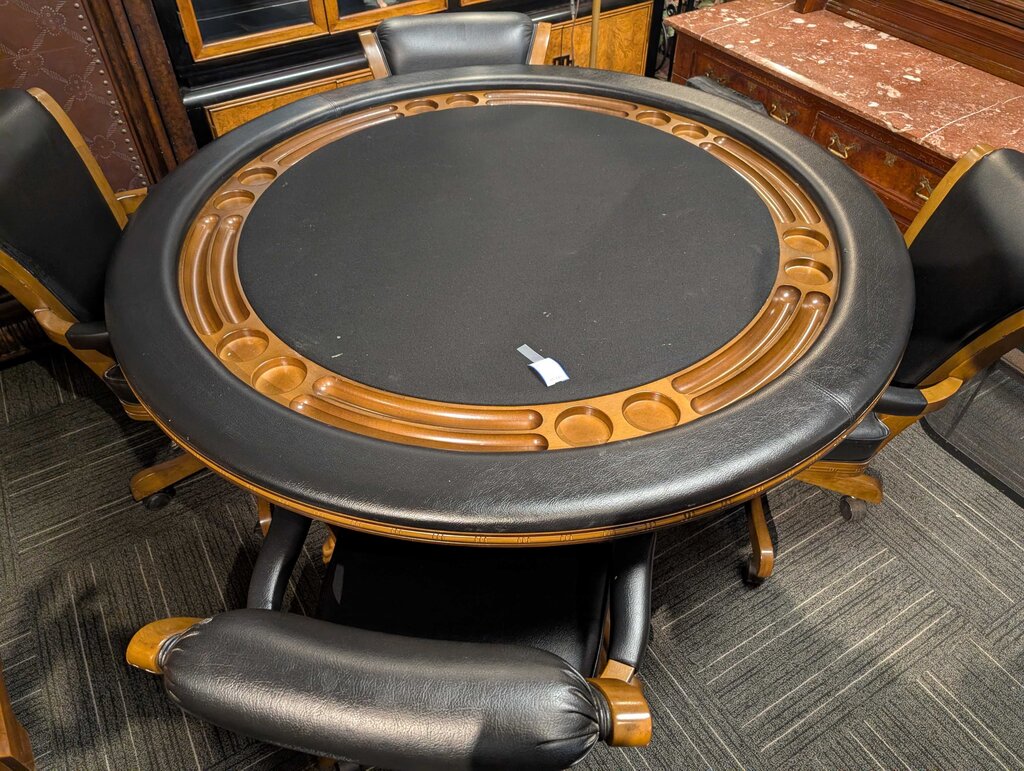 Round Claw Foot Poker / Game Table w / Four Chairs