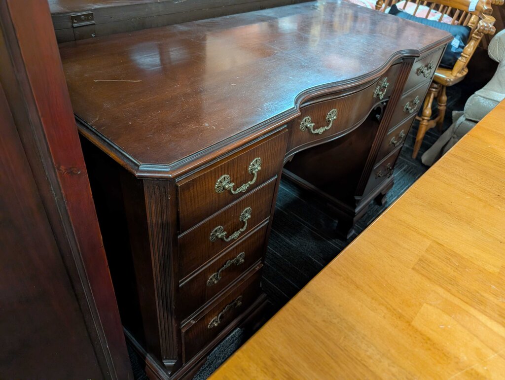 Vintage Mahogany Desk/Vanity