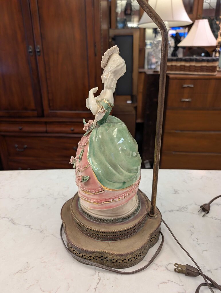 Pair of Vintage Porcelain Courting Couple Figural Table Lamps Circa 1940