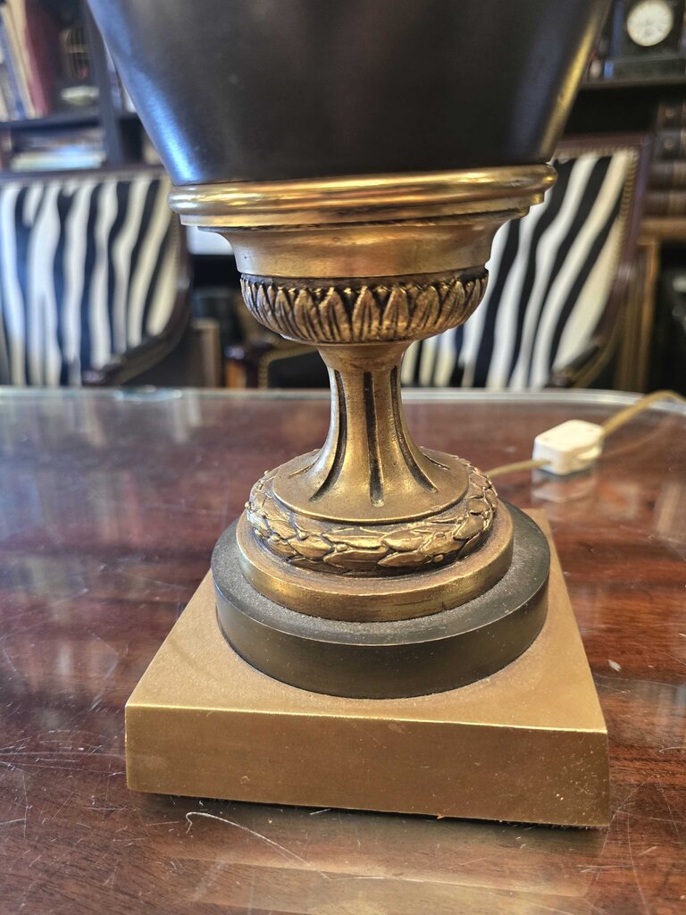 Quality Neoclassical Bronze Ram's Head Table Lamp