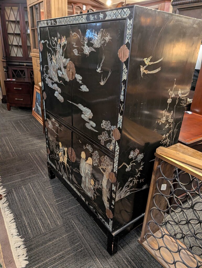 Vintage Chinoiserie Chest